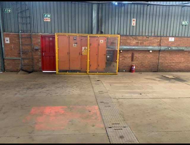 2,990M² WAREHOUSE TO LET IN KYA SANDS